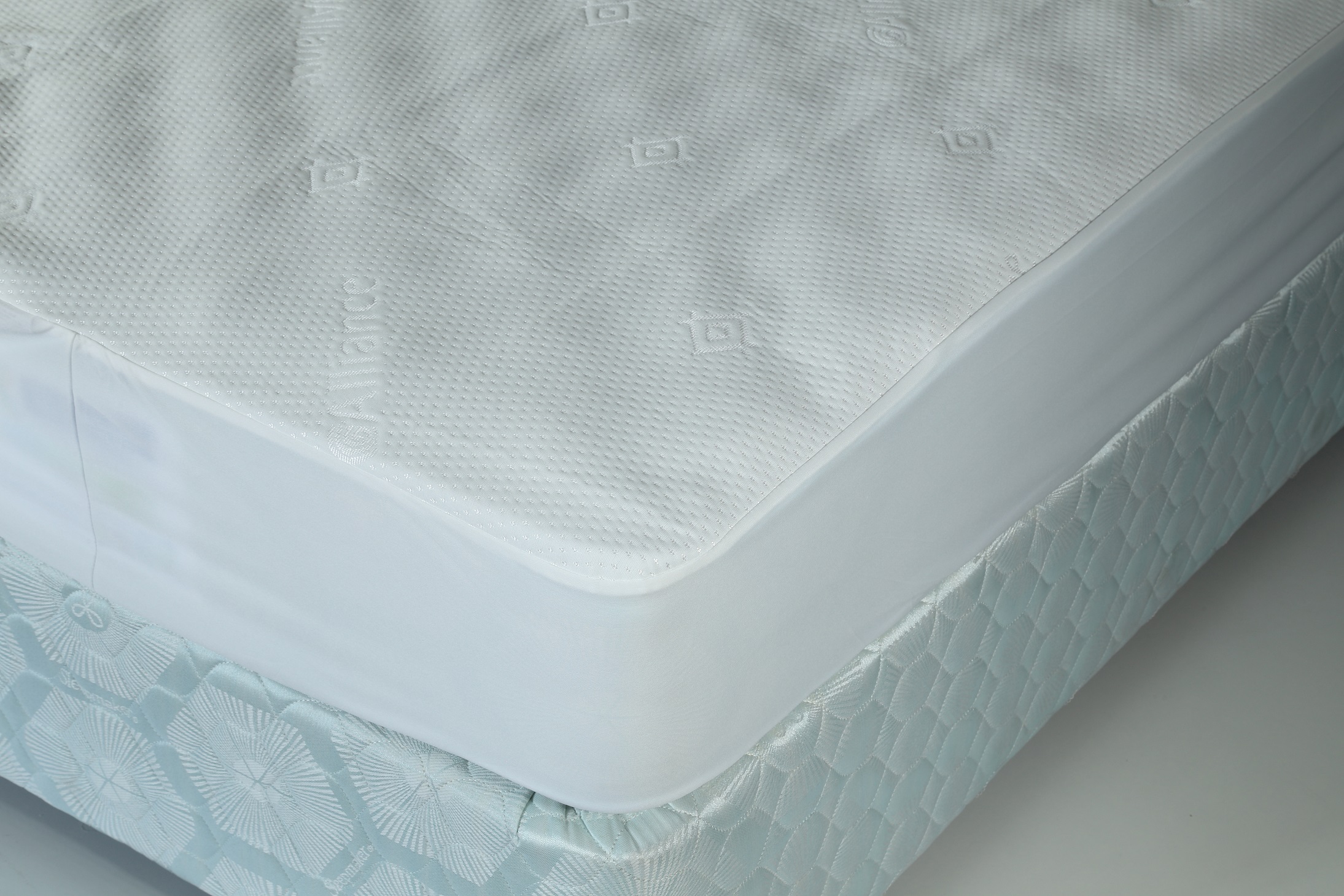 Mattress Protector Waterproof Jacquard KB-0 Mattress Protector Waterproof Jacquard KB-0